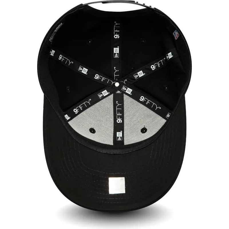epci-curbata-negru-snapback-9fifty-tonal-stretch-snap-de-chicago-bulls-nba-de-new-era epci-curbata-negru-snapback-9fifty-tonal-stretch-snap-de-chicago-bulls-nba-de-new-era