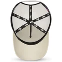 beige-och-vit-9forty-a-frame-truckerkeps-fran-new-york-yankees-mlb-av-new-era