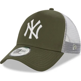 Grüne und weiße 9FORTY A Frame Trucker-Kappe der New York Yankees MLB von New Era