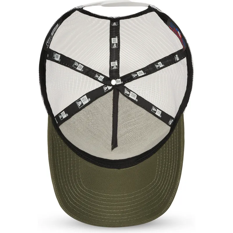 gron-och-vit-trucker-keps-9forty-a-frame-fran-new-york-yankees-mlb-av-new-era
