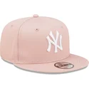 epci-plata-roz-snapback-9fifty-league-essential-de-new-york-yankees-mlb-de-new-era