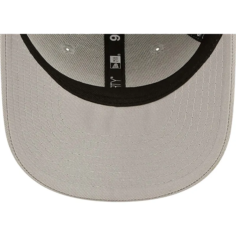 cap-curbata-beige-adjustable-strap-pentru-copii-9forty-league-essential-de-chicago-white-sox-mlb-de-new-era cap-curbata-beige-adjustable-strap-pentru-copii-9forty-league-essential-de-chicago-white-sox-mlb-de-new-era