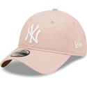 new-era-curved-brim-9twenty-league-essential-new-york-yankees-mlb-pink-adjustable-cap