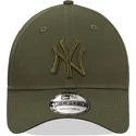 epci-curbata-verzior-snapback-9forty-league-essential-de-new-york-yankees-mlb-de-new-era
