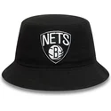 bucket-svart-print-infill-av-brooklyn-nets-nba-fran-new-era