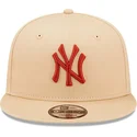 epci-plata-bej-snapback-9fifty-league-essential-de-new-york-yankees-mlb-de-new-era