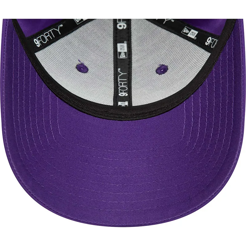 epci-curbata-violet-reglabila-9forty-print-infill-de-los-angeles-lakers-nba-de-new-era