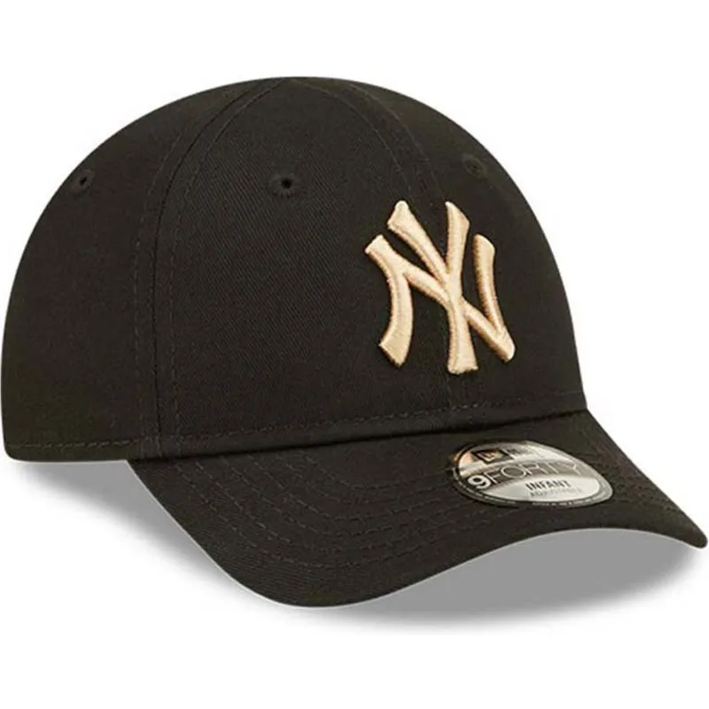 epci-curbata-negru-reglabila-pentru-copii-9forty-league-essential-de-new-york-yankees-mlb-de-new-era epci-curbata-negru-reglabila-pentru-copii-9forty-league-essential-de-new-york-yankees-mlb-de-new-era