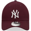 new-era-curved-brim-39thirty-league-essential-new-york-yankees-mlb-maroon-fitted-cap