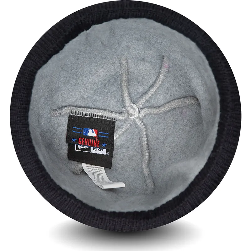 caciuli-pompon-bleumarin-sport-de-new-york-yankees-mlb-de-new-era caciuli-pompon-bleumarin-sport-de-new-york-yankees-mlb-de-new-era