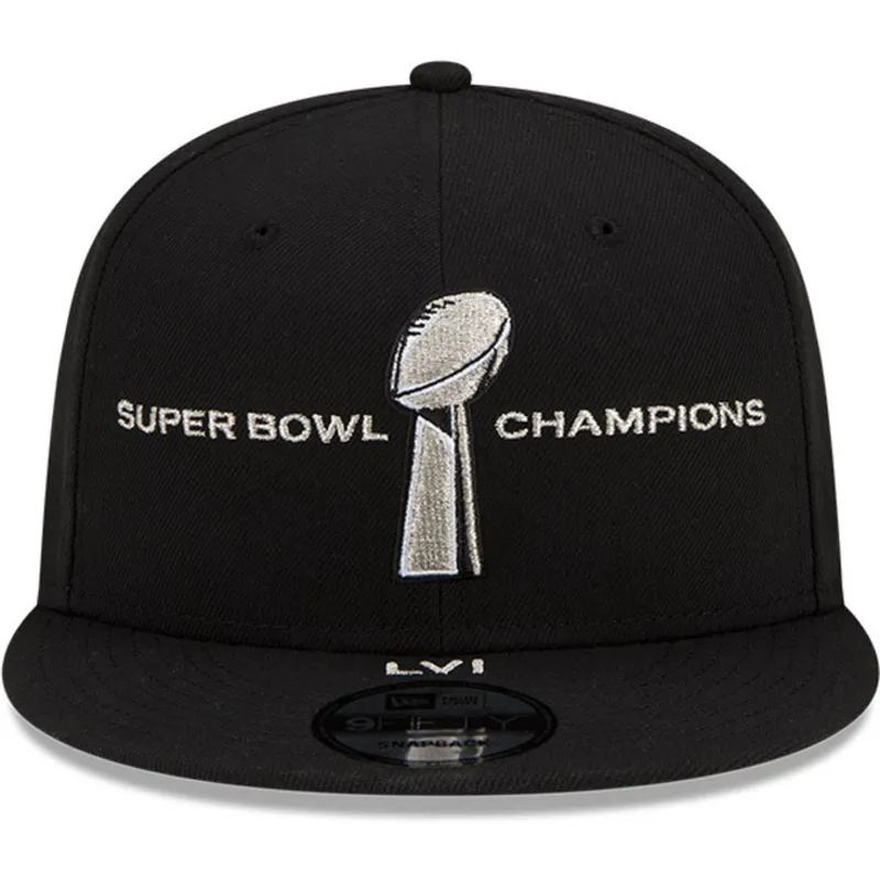 epci-plata-negru-snapback-9fifty-parade-super-bowl-champions-lvi-2022-de-los-angeles-rams-nfl-de-new-era
