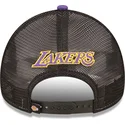 los-angeles-lakers-nba-new-era-vit-svart-och-violett-a-frame-team-colour-truckerkeps