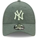epci-curbata-verzior-reglabila-9forty-jersey-essential-de-new-york-yankees-mlb-de-new-era