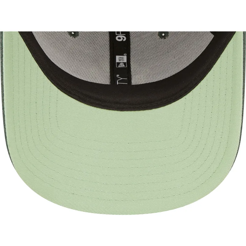 epci-curbata-verzior-reglabila-9forty-jersey-essential-de-new-york-yankees-mlb-de-new-era epci-curbata-verzior-reglabila-9forty-jersey-essential-de-new-york-yankees-mlb-de-new-era