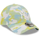 cap-curbata-green-adjustable-strap-9forty-all-over-print-seasonal-de-new-york-yankees-mlb-de-new-era