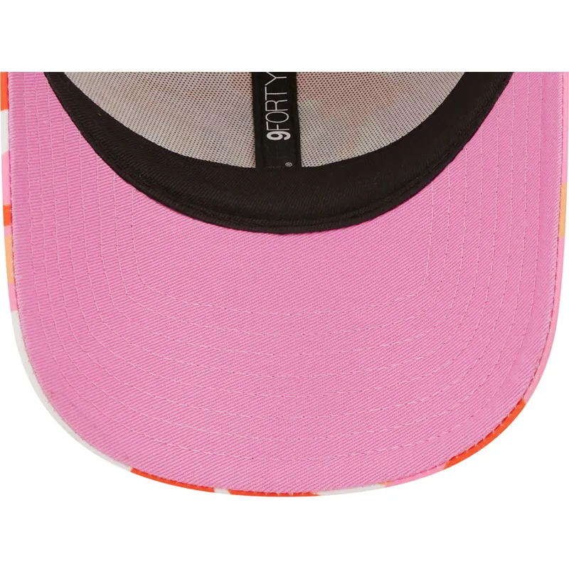 cap-curbata-pink-adjustable-strap-9forty-all-over-print-seasonal-de-new-york-yankees-mlb-de-new-era