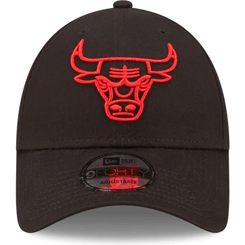 epci-curbata-negru-reglabila-9forty-neon-outline-de-chicago-bulls-nba-de-new-era epci-curbata-negru-reglabila-9forty-neon-outline-de-chicago-bulls-nba-de-new-era