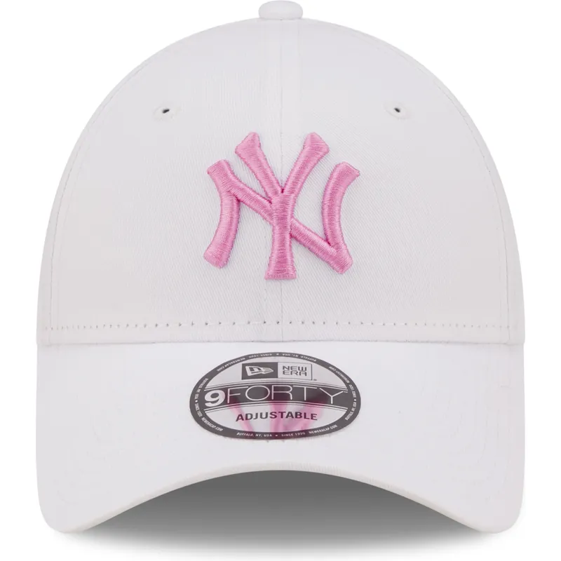 epci-curbata-alb-reglabila-rosa-9forty-league-essential-de-new-york-yankees-mlb-de-new-era