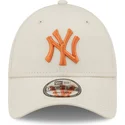 epci-curbata-bej-reglabila-9forty-league-essential-de-new-york-yankees-mlb-de-new-era