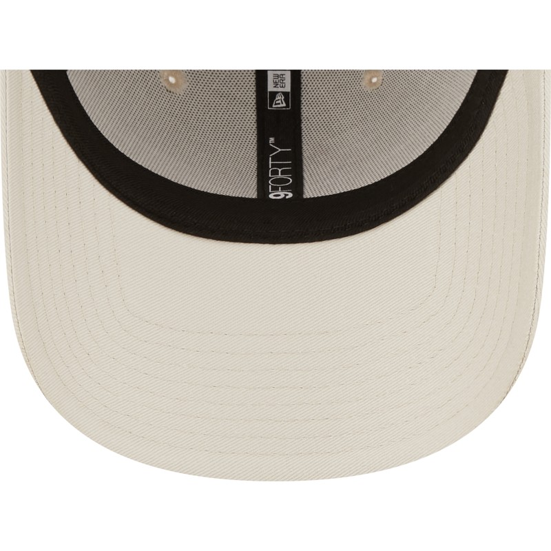 new-era-curved-brim-orange-logo-9forty-league-essential-new-york-yankees-mlb-beige-adjustable-cap