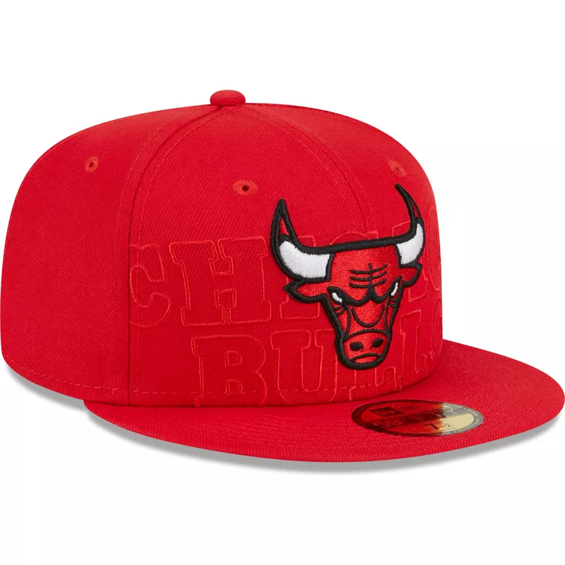 New Era Flat Brim 59FIFTY Essential Chicago Bulls NBA Red Fitted Cap