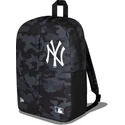 rucsacuri-camuflaj-zip-down-de-new-york-yankees-mlb-de-new-era
