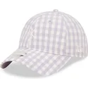 hellviolette-gebogene-verstellbare-damenkappe-9twenty-gingham-der-new-york-yankees-mlb-von-new-era