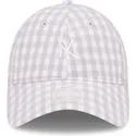 jasnofioletowa-zakrzywiona-czapka-regulowana-damska-9twenty-gingham-new-york-yankees-mlb-new-era
