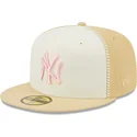epci-plata-bej-fitted-rosa-59fifty-seam-stitch-de-new-york-yankees-mlb-de-new-era