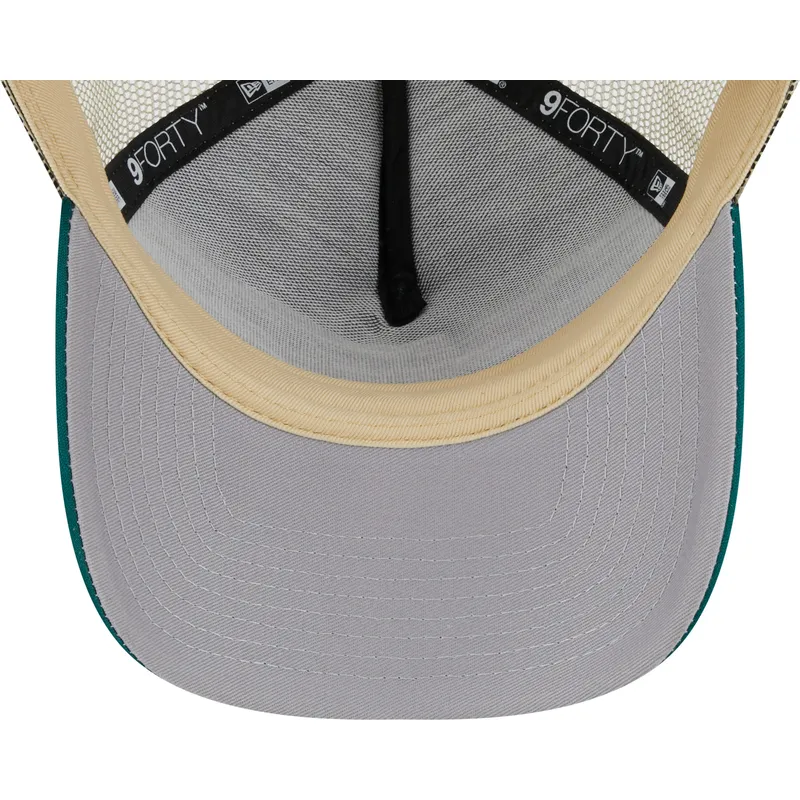 gorra-trucker-beige-y-verde-9forty-a-frame-all-day-trucker-de-oakland-athletics-mlb-de-new-era