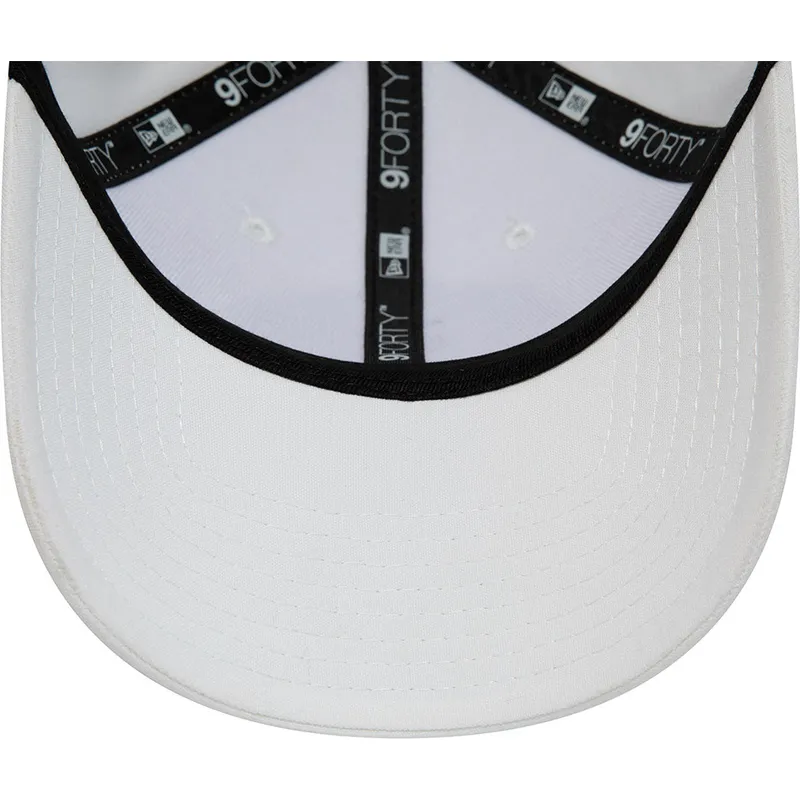cap-curbata-white-adjustable-strap-9forty-repreve-de-tottenham-hotspur-football-club-premier-league-de-new-era