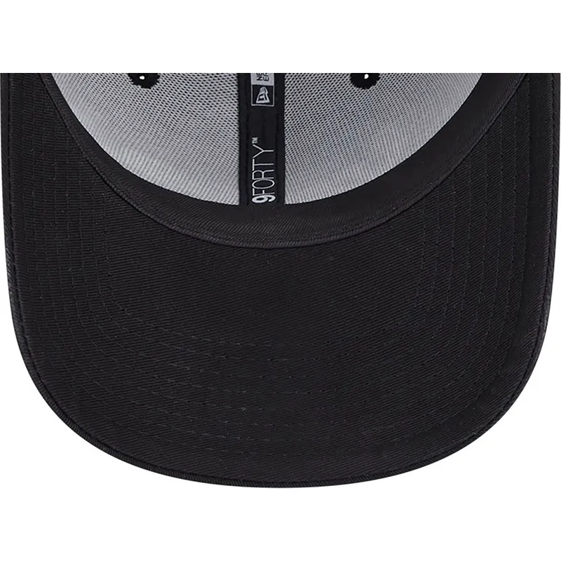 epci-curbata-negru-reglabila-9forty-oversized-de-vespa-piaggio-de-new-era