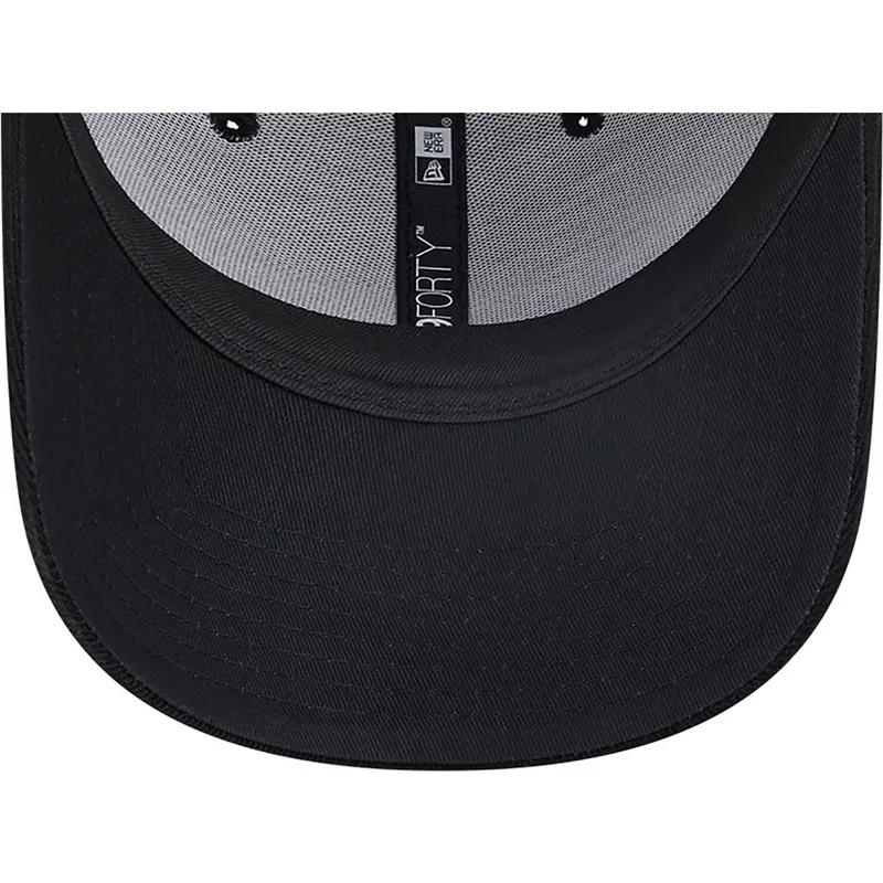 epci-curbata-negru-reglabila-sempre-milan-9forty-needle-cord-de-ac-milan-serie-a-de-new-era epci-curbata-negru-reglabila-sempre-milan-9forty-needle-cord-de-ac-milan-serie-a-de-new-era