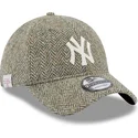 casquette-courbee-grise-ajustable-9twenty-tweed-pack-new-york-yankees-mlb-new-era