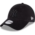 casquette-courbee-noire-ajustable-avec-logo-noir-9forty-cord-new-york-yankees-mlb-new-era