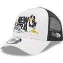 epci-curbata-bej-snapback-a-frame-de-bugs-bunny-y-pato-lucas-looney-tunes-de-new-era