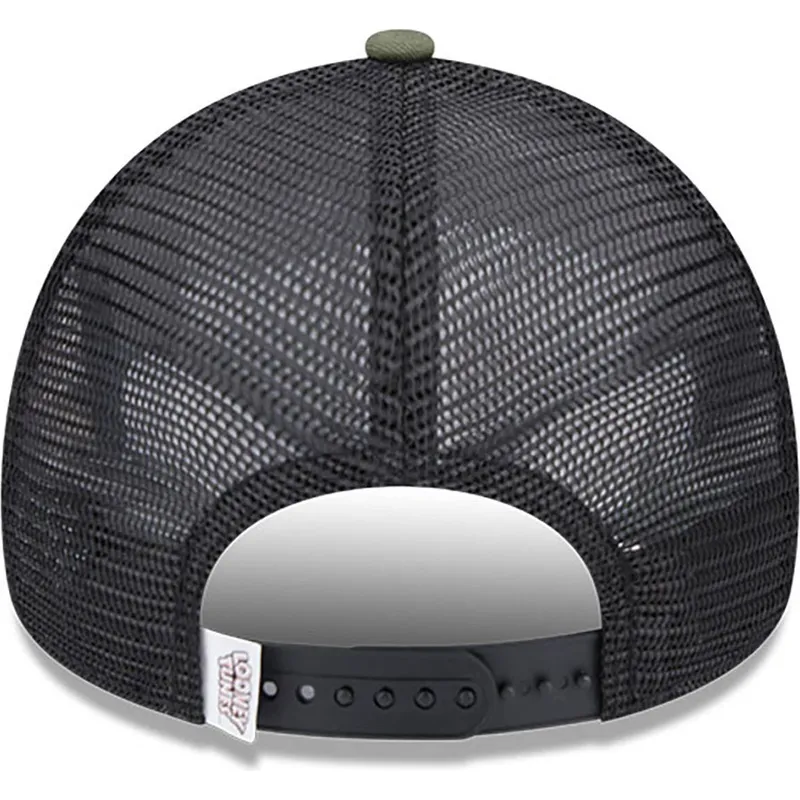 gron-a-frame-truckerkeps-med-snurre-spratt-och-sylvester-looney-tunes-fran-new-era