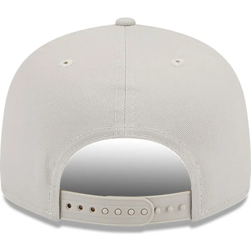 epci-plata-bej-snapback-9fifty-side-patch-de-new-york-yankees-mlb-de-new-era epci-plata-bej-snapback-9fifty-side-patch-de-new-york-yankees-mlb-de-new-era