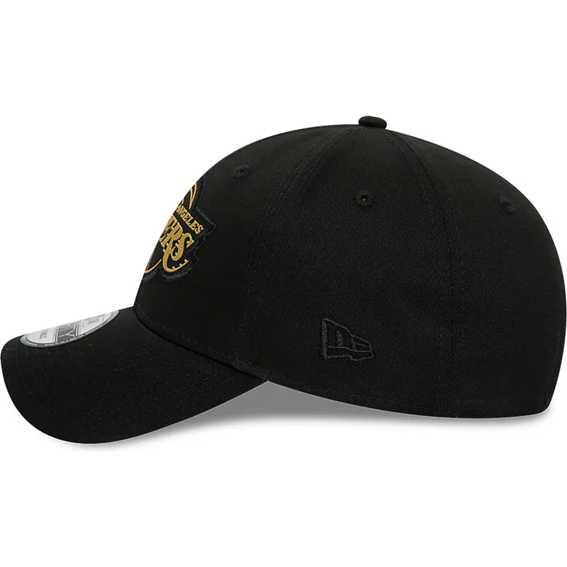 epci-curbata-negru-reglabila-9forty-metallic-badge-de-los-angeles-lakers-nba-de-new-era epci-curbata-negru-reglabila-9forty-metallic-badge-de-los-angeles-lakers-nba-de-new-era