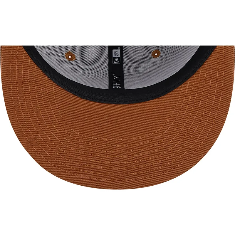 epci-plata-maro-snapback-9fifty-league-essential-de-new-york-yankees-mlb-de-new-era