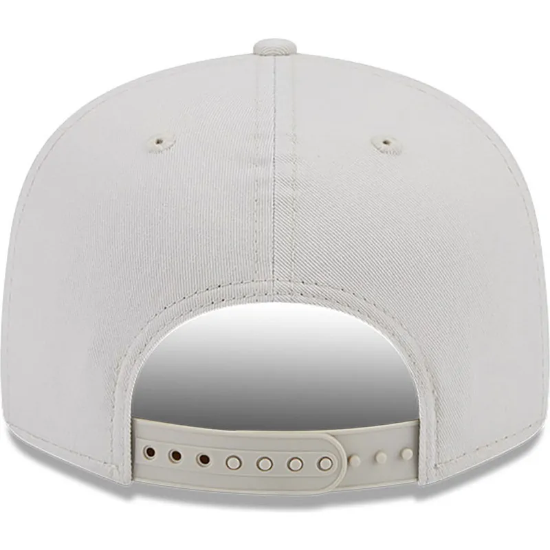epci-plata-bej-snapback-9fifty-league-essential-de-new-york-yankees-mlb-de-new-era