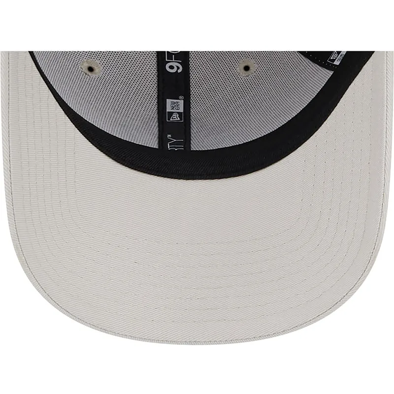epci-curbata-bej-reglabila-9forty-league-essential-de-new-york-yankees-mlb-de-new-era epci-curbata-bej-reglabila-9forty-league-essential-de-new-york-yankees-mlb-de-new-era