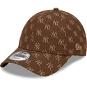 epci-curbata-maro-reglabila-9forty-monogram-de-new-york-yankees-mlb-de-new-era