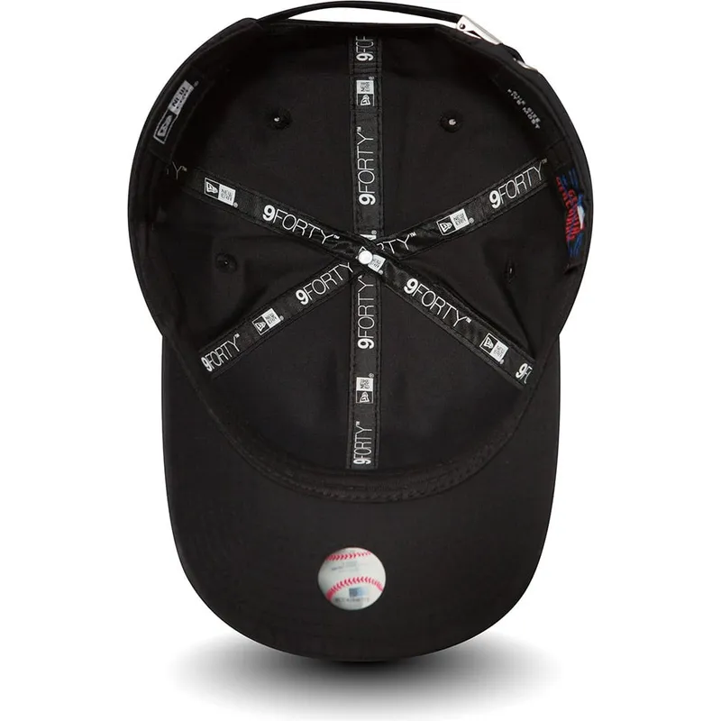 cappellino-nero-con-visiera-curva-regolabile-9forty-flawless-logo-dei-new-york-yankees-mlb-di-new-era