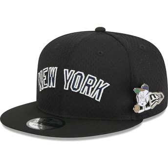 Cappello piatto nero snapback 9FIFTY Post-Up Pin dei New York Yankees MLB di New Era