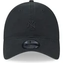 casquette-courbee-noire-ajustable-avec-logo-noir-9twenty-mini-logo-new-york-yankees-mlb-new-era