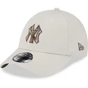epci-curbata-bej-reglabila-9forty-check-infill-de-new-york-yankees-mlb-de-new-era