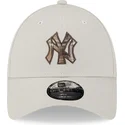 epci-curbata-bej-reglabila-9forty-check-infill-de-new-york-yankees-mlb-de-new-era