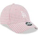 casquette-courbee-rose-et-blanche-ajustable-pour-femme-9forty-houndstooth-los-angeles-dodgers-mlb-new-era