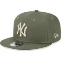 epci-plata-verzior-snapback-9fifty-league-essential-de-new-york-yankees-mlb-de-new-era